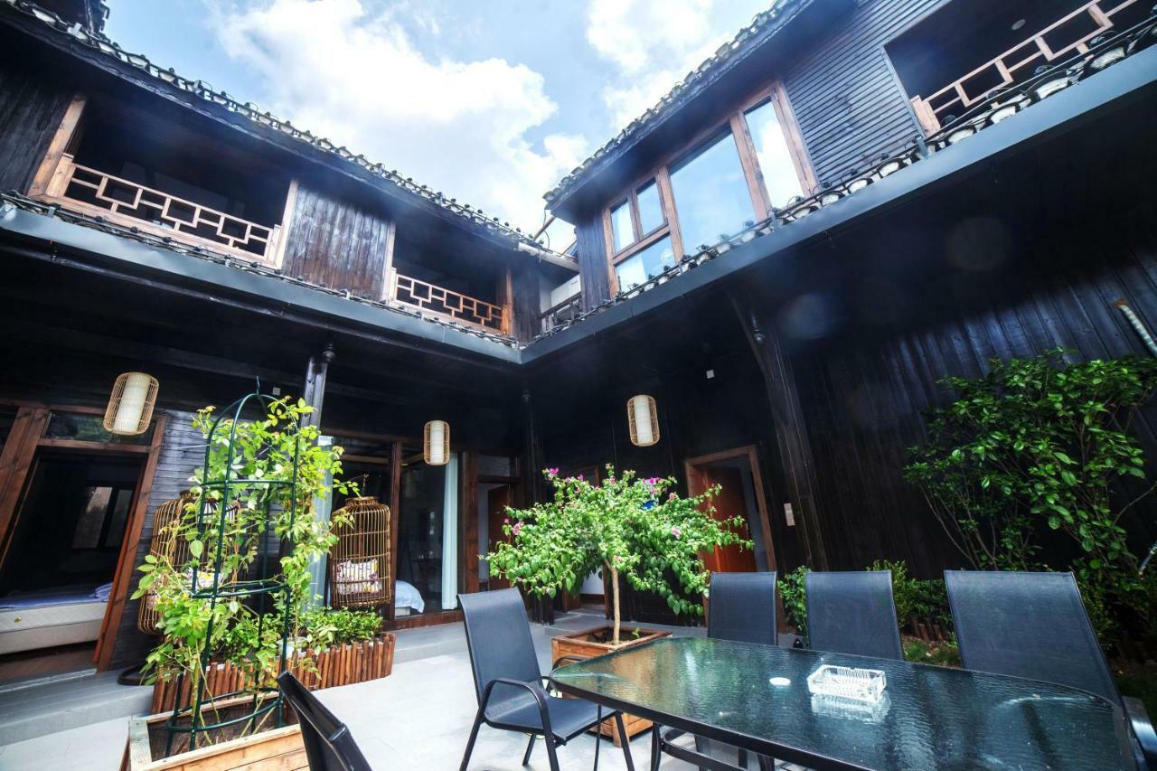 Fenghuang Slowly Time Inn Exterior foto