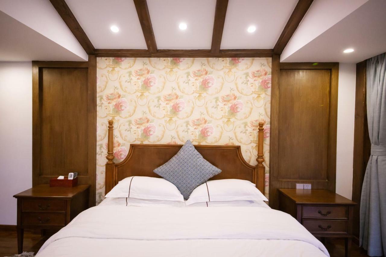 Fenghuang Slowly Time Inn Exterior foto