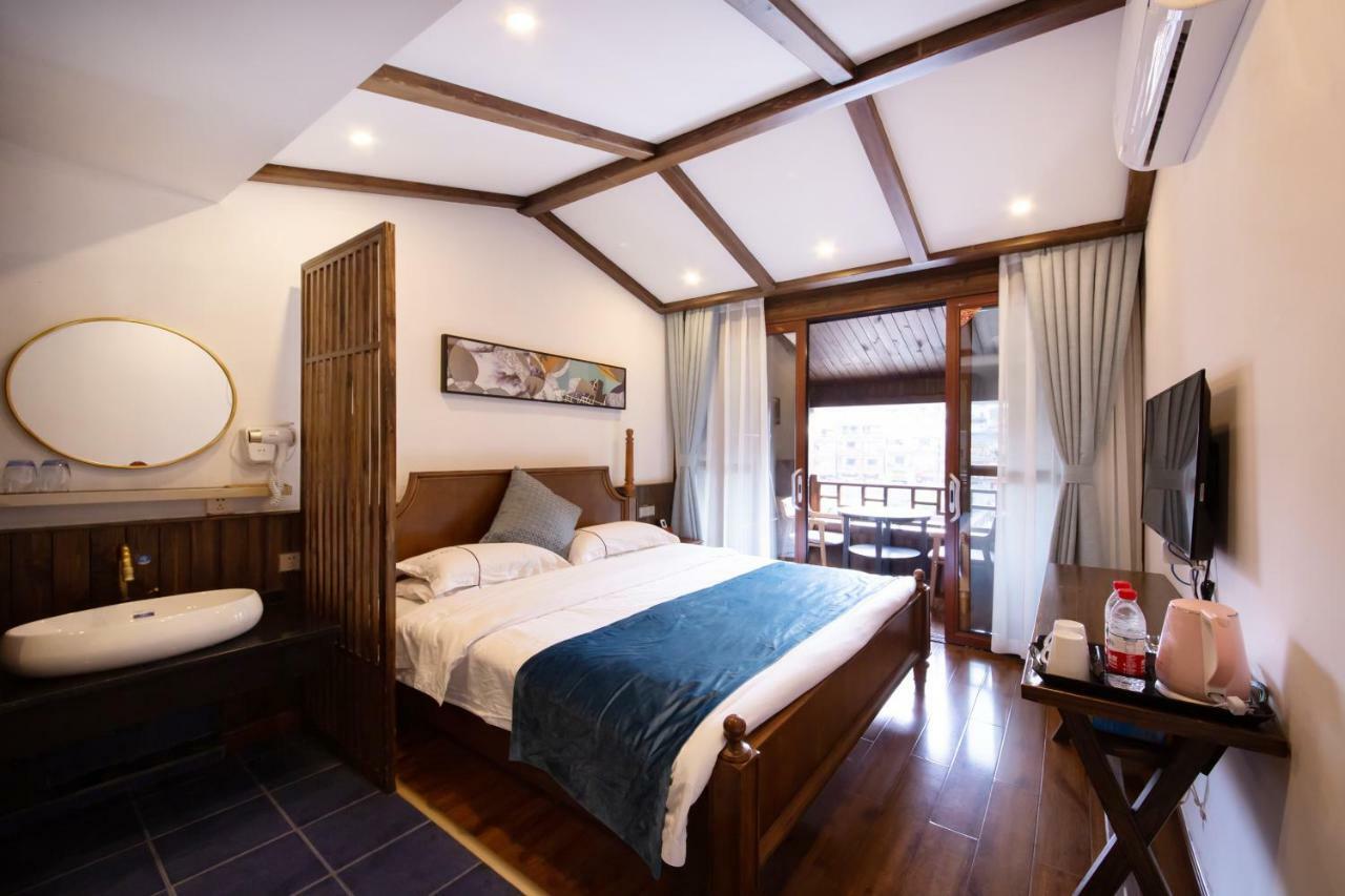 Fenghuang Slowly Time Inn Exterior foto